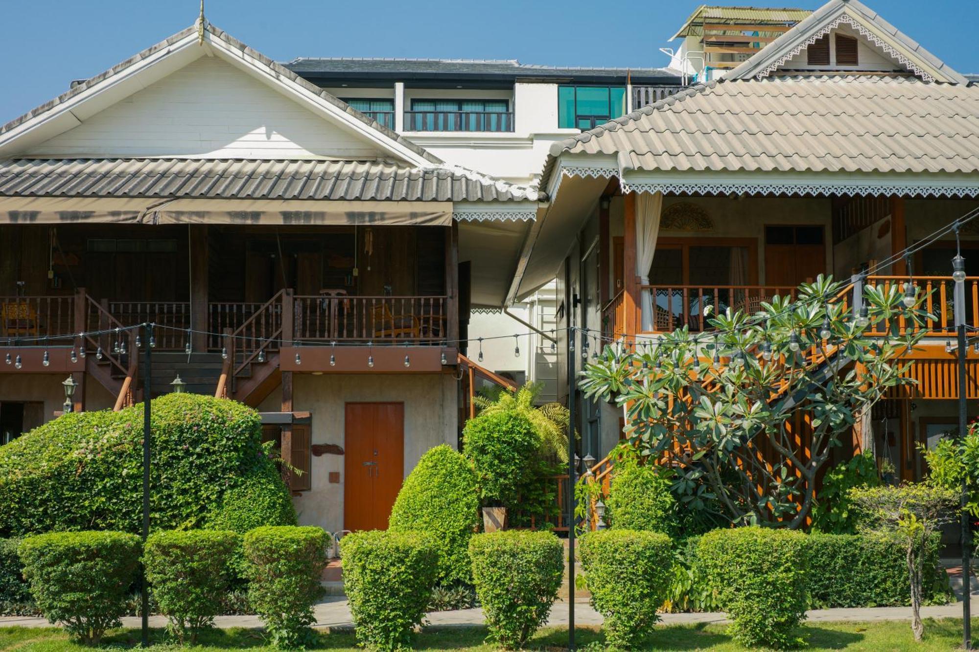 Buri Gallery House Чіангмай Екстер'єр фото